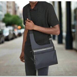 WANT Les Essentiels Kurtz Messenger Bag Black Nylon Sling Crossbody Men’s